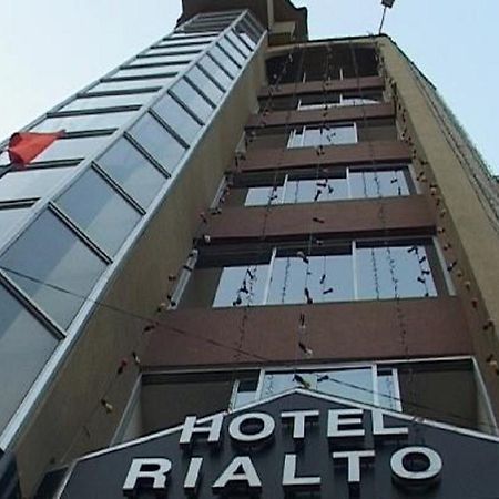 Hotel Rialto Guwahati Bagian luar foto